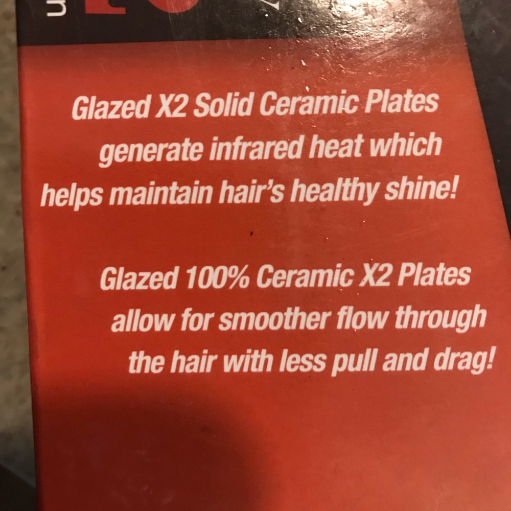 Ceramic flat iron - Picture 4 of 4